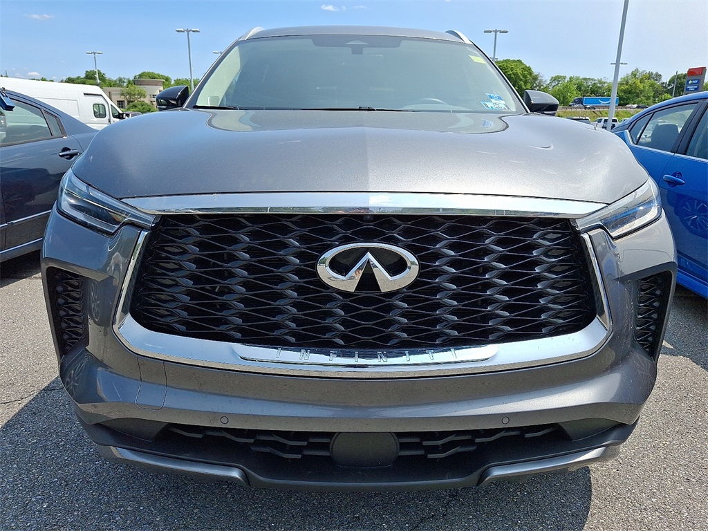 2023 INFINITI QX60 Sensory - Photo 2