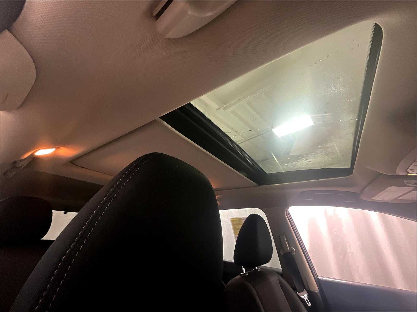 2019 Nissan Rogue SV - Photo 23