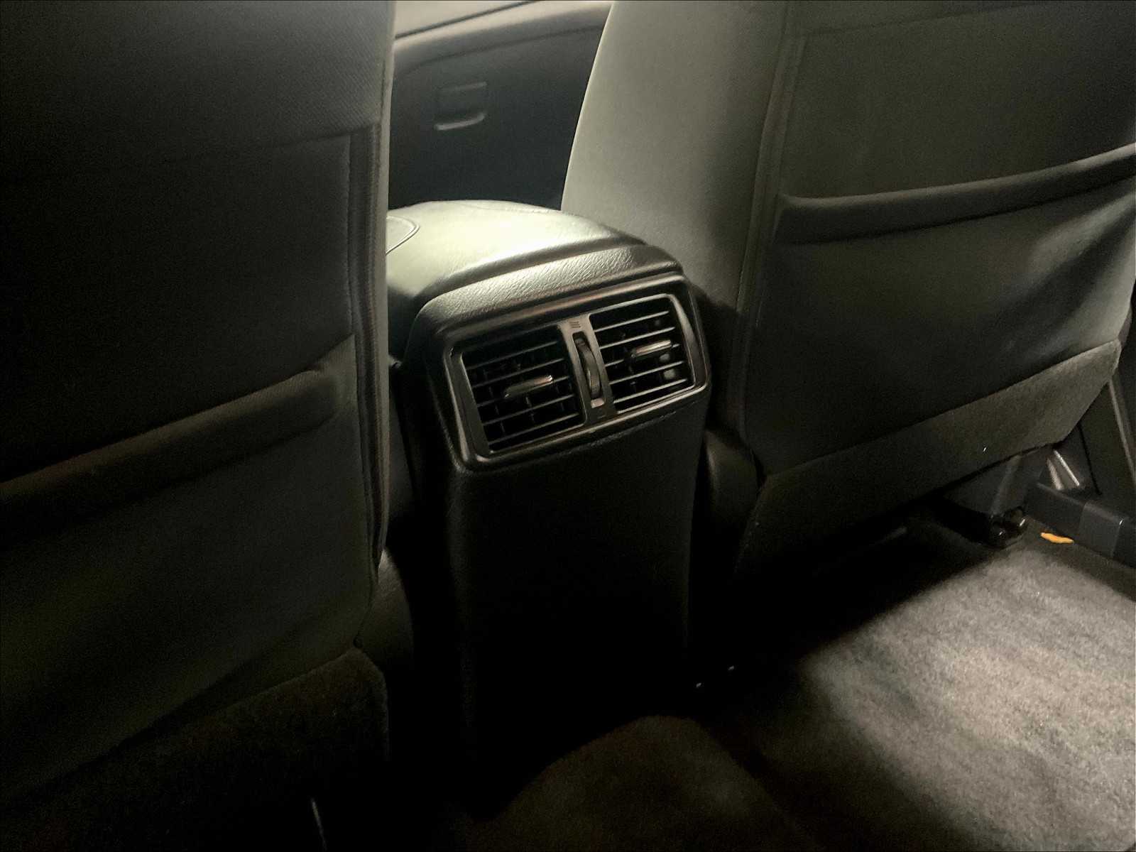 2019 Nissan Rogue SV - Photo 29