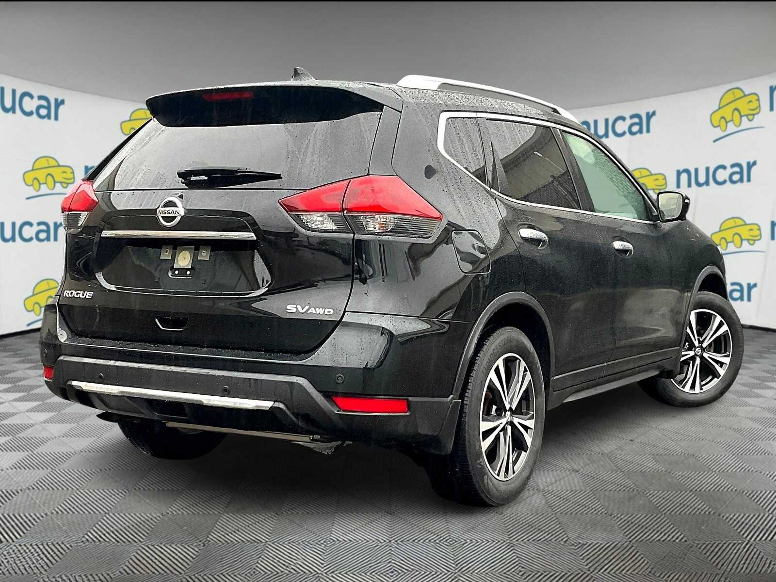 2019 Nissan Rogue SV - Photo 6