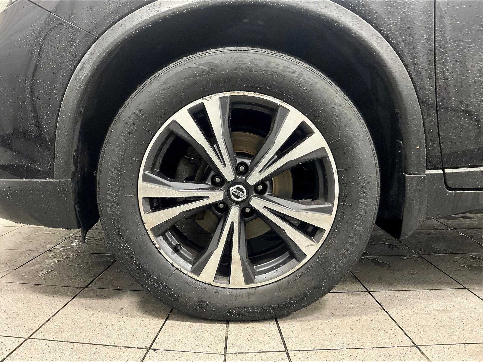 2019 Nissan Rogue SV - Photo 7