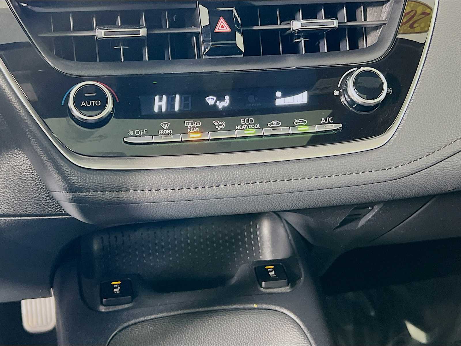 2021 Toyota Corolla XSE - Photo 15