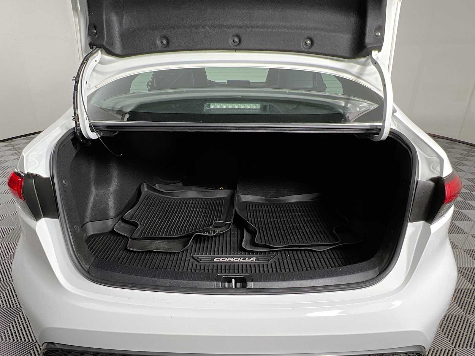 2021 Toyota Corolla XSE - Photo 26