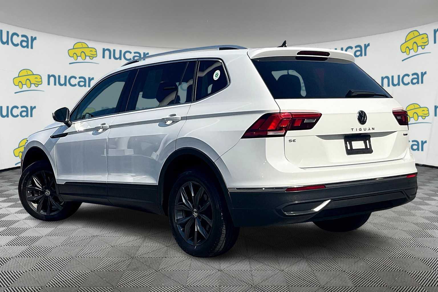 2022 Volkswagen Tiguan SE - Photo 4