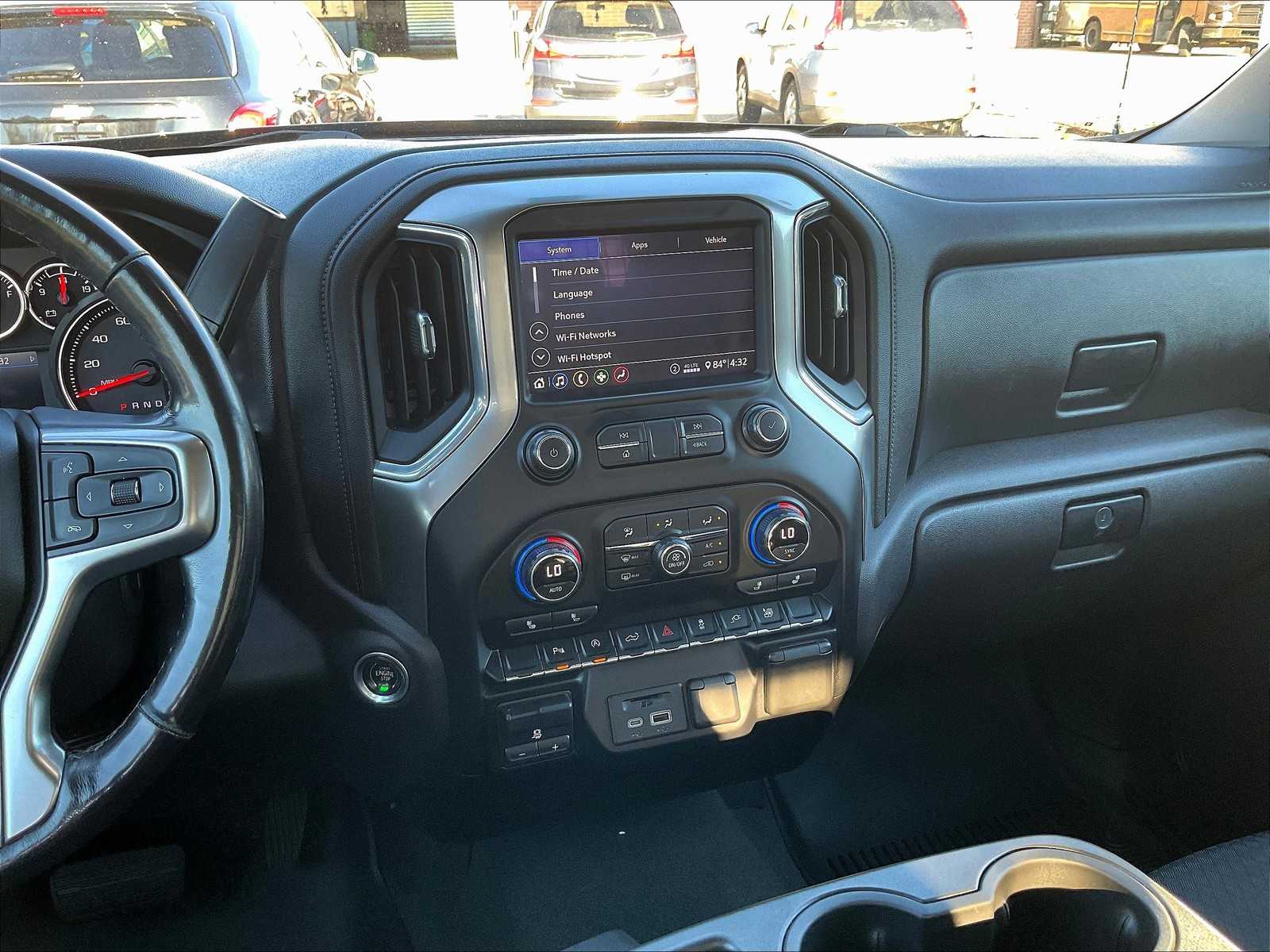 2020 Chevrolet Silverado 1500 LT - Photo 18