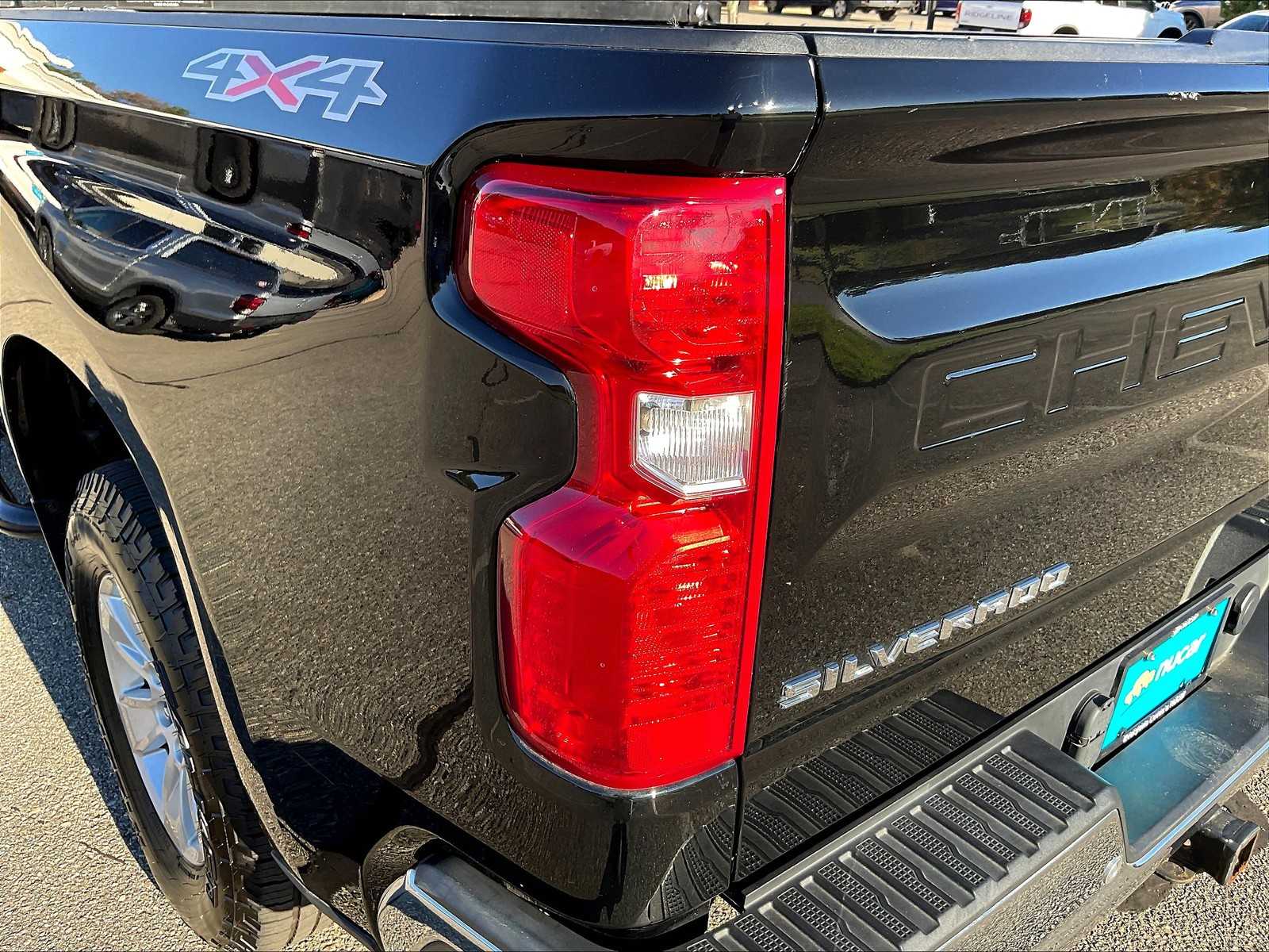 2020 Chevrolet Silverado 1500 LT - Photo 32