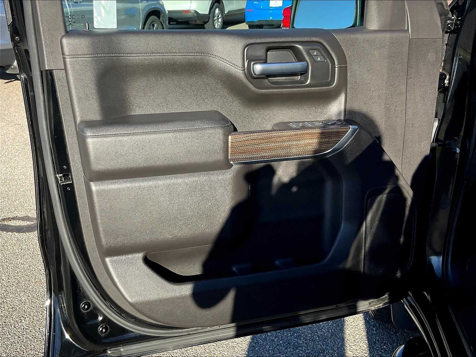 2020 Chevrolet Silverado 1500 LT - Photo 9