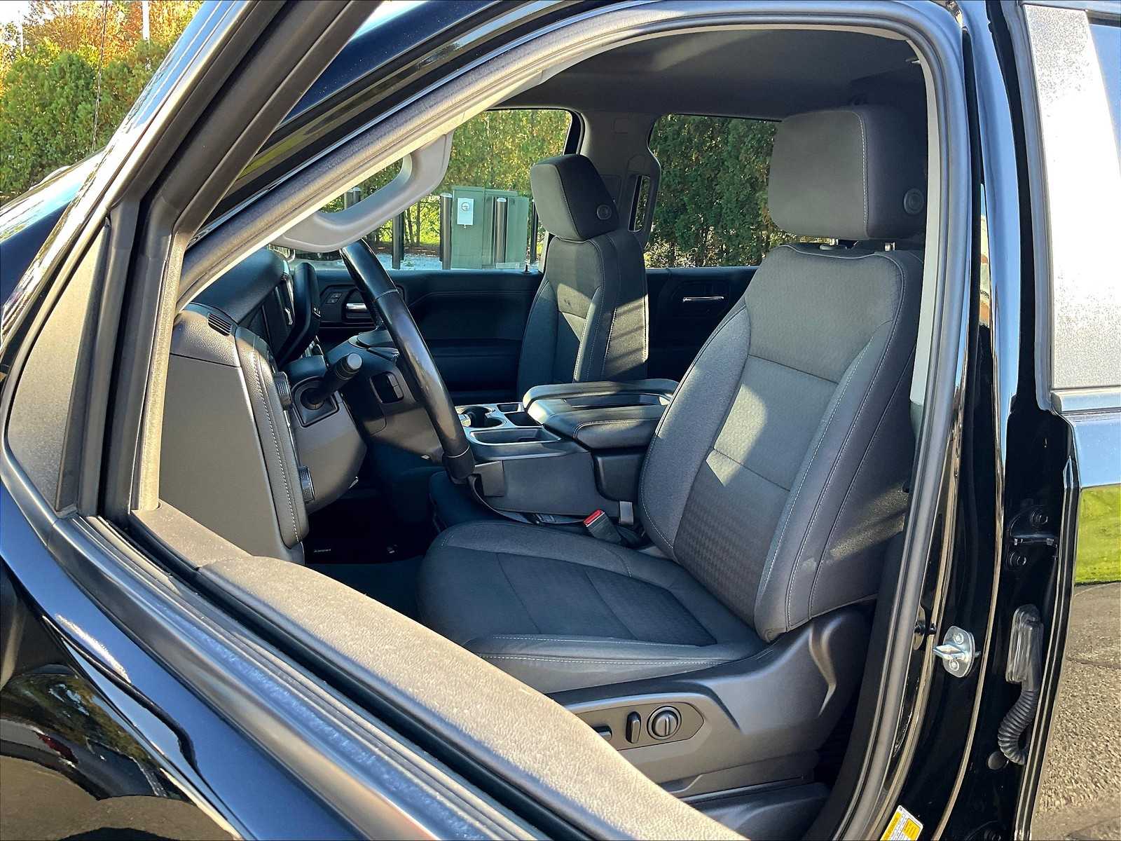 2020 Chevrolet Silverado 1500 LT - Photo 10