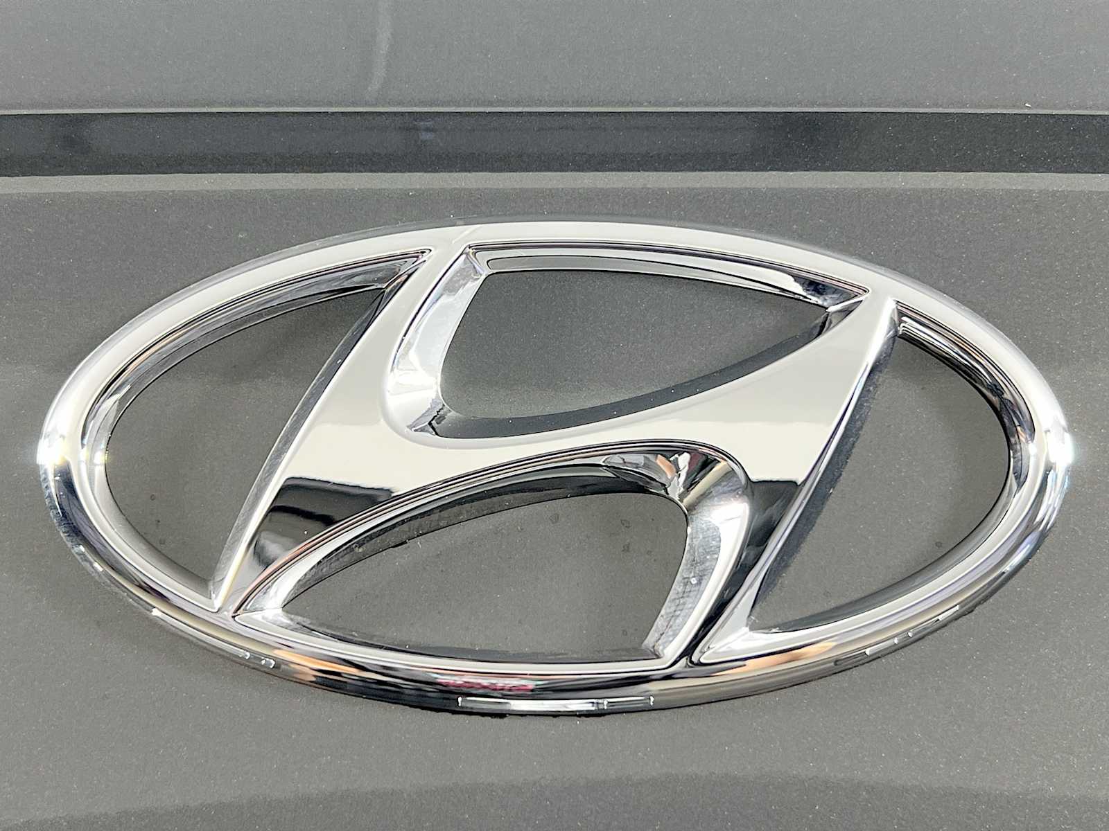 2025 Hyundai Venue Limited - Photo 18
