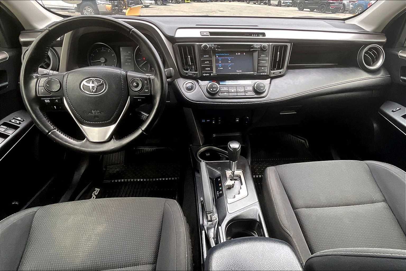 2018 Toyota RAV4 XLE - Photo 21